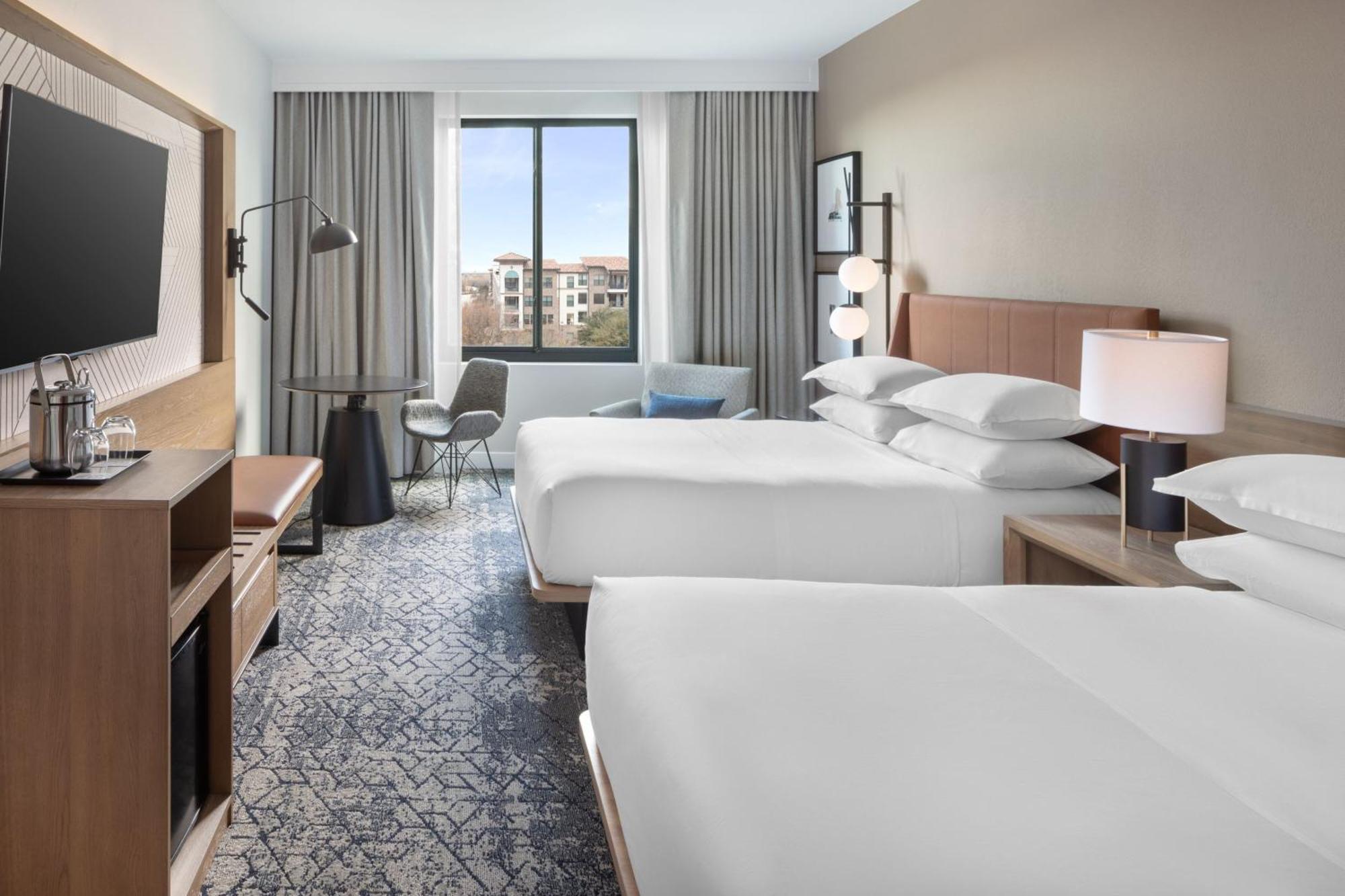 Sheraton Hotel Stonebriar Колони Экстерьер фото