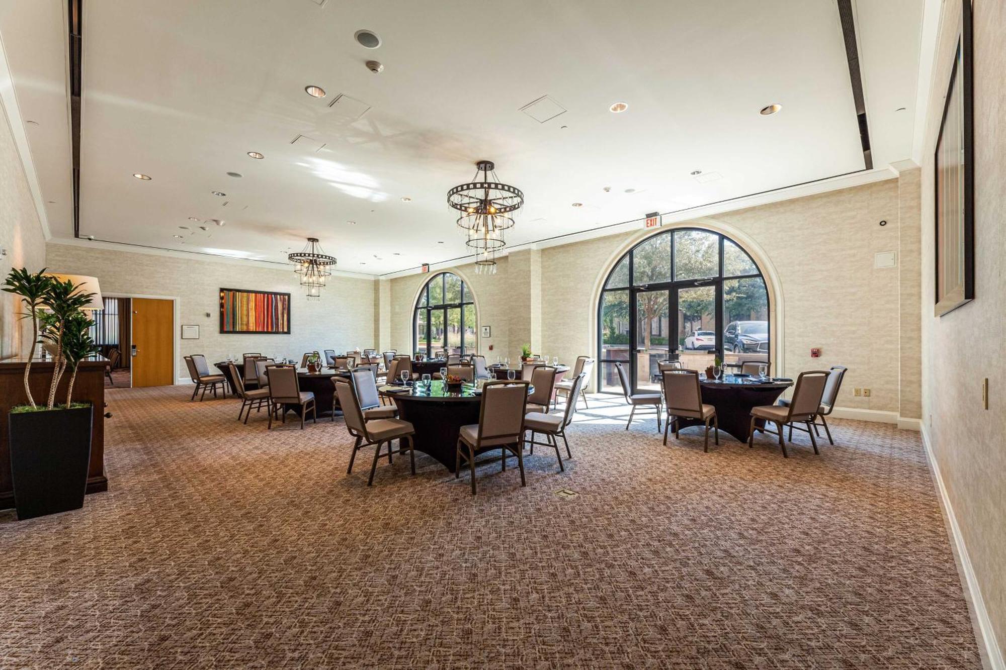 Sheraton Hotel Stonebriar Колони Экстерьер фото
