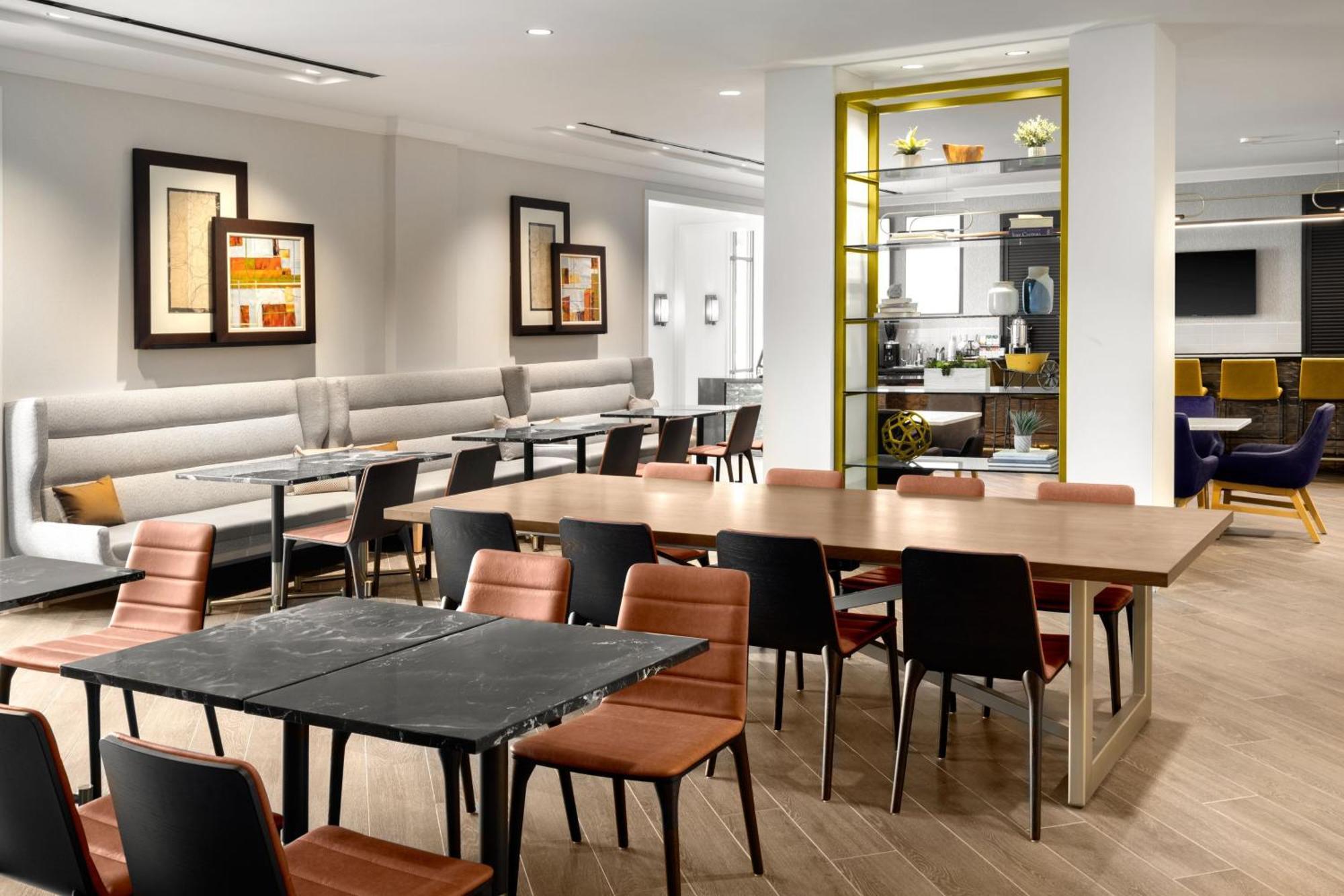 Sheraton Hotel Stonebriar Колони Экстерьер фото