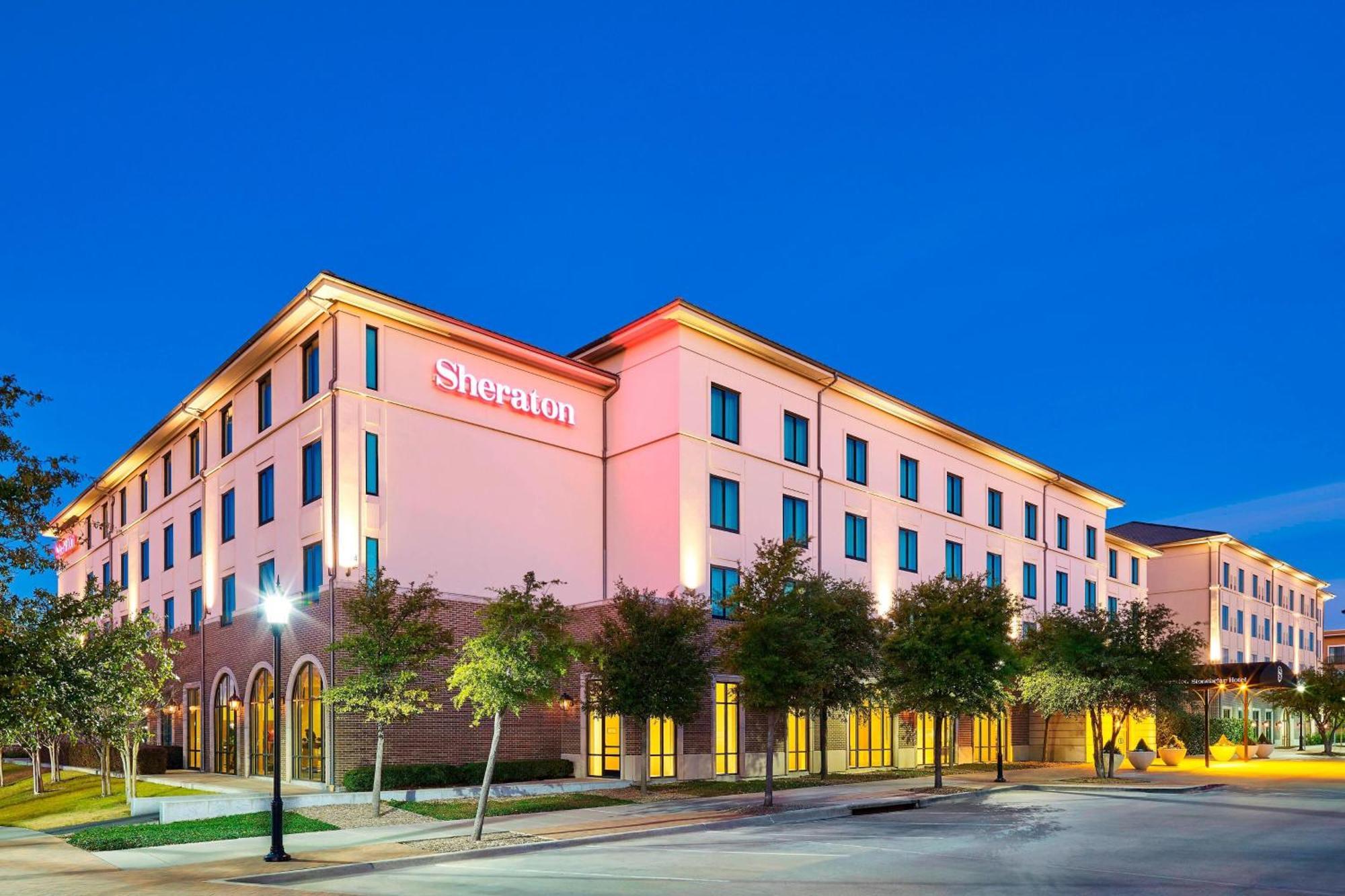 Sheraton Hotel Stonebriar Колони Экстерьер фото